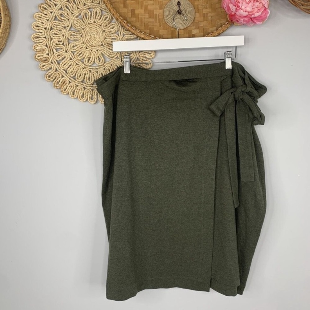 Loft Plus Womens Skirt 20 Green True Wrap Tie Front Comfort Stretch Career Fall
